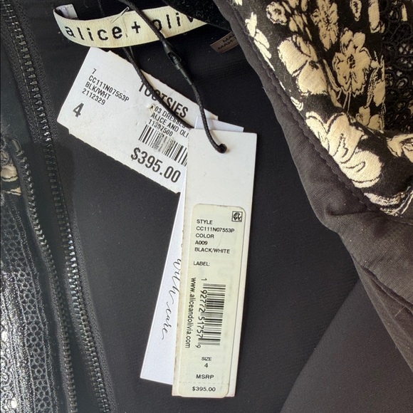 NWT Alice and Olivia Ellis Dress Size 4 - Picture 11 of 11